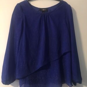 Girls blue tapered top